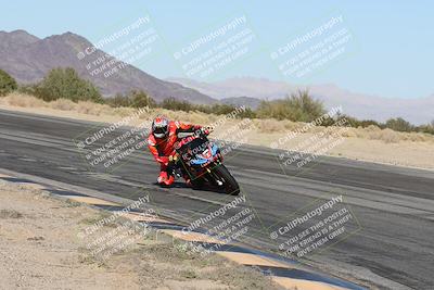 media/Dec-01-2025-Moto Forza (Mon) [[2daa91e15f]]/1-Advanced Group/Session 4 (Turn 10 Inside)/